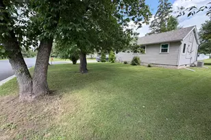 200 5th St SE, Roseau, MN 56751 - Photo 11