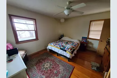 2488 Chatsworth Street N, Roseville, MN 55113 - Photo 9
