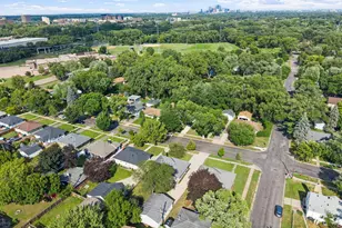 2652 Florida Ave S, Saint Louis Park, MN 55426 - Photo 21