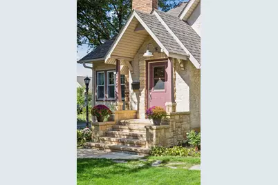 705 Wheelock Parkway W, Saint Paul, MN 55117 - Photo 5