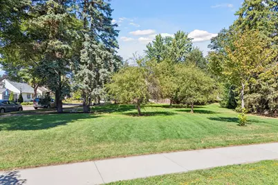 705 Wheelock Parkway W, Saint Paul, MN 55117 - Photo 3