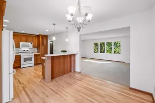 16015 Oak Shore Dr, Lakeville, MN 55044 - Photo 19