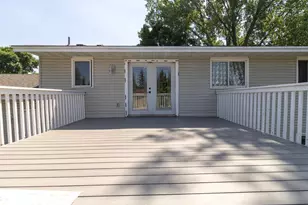 8200 Thomas Ave N, Brooklyn Park, MN 55444 - Photo 11