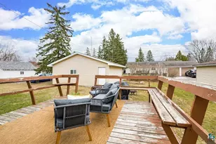 32 Laurel Ave, Superior, WI 54880 - Photo 31