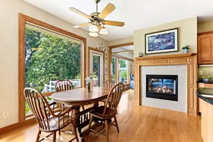 3205 Woodbridge St, Shoreview, MN 55126 - Photo 19