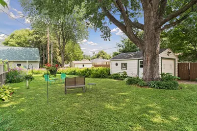 1634 Victoria Street N, Saint Paul, MN 55117 - Photo 31