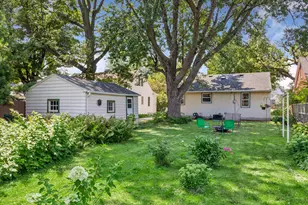 1634 Victoria St N, Saint Paul, MN 55117 - Photo 37