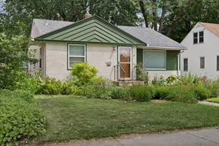 1634 Victoria St N, Saint Paul, MN 55117 - Photo 1