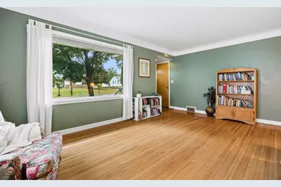 1634 Victoria Street N, Saint Paul, MN 55117 - Photo 7
