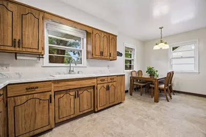 1634 Victoria Street N, Saint Paul, MN 55117 - Photo 11