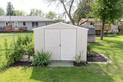 1412 Penn Avenue, Albert Lea, MN 56007 - Photo 9