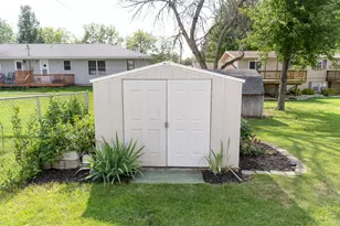 1412 Penn Ave, Albert Lea, MN 56007 - Photo 9