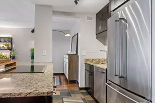 400 Groveland Ave, Minneapolis, MN 55403 - Photo 27