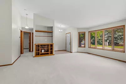 2558 Sumac Circle, White Bear Lake, MN 55110 - Photo 9