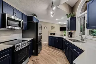 1513 Broken Oak Ct, Lino Lakes, MN 55038 - Photo 5
