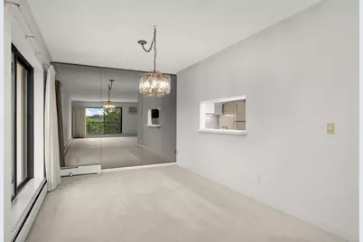 10521 Cedar Lake Road #519, Minnetonka, MN 55305 - Photo 11