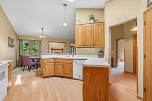 9126 Windsor Ln N, Brooklyn Park, MN 55443 - Photo 9