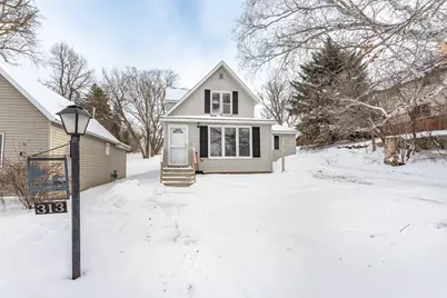 313 3rd Street SE, Pelican Rapids, MN 56572 - Photo 1