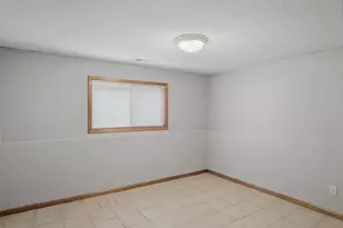 8182 Lori Ln, Woodbury, MN 55125 - Photo 33
