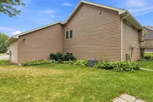8182 Lori Ln, Woodbury, MN 55125 - Photo 35