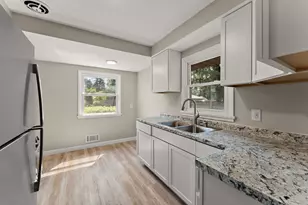 5906 Dupont Ave N, Brooklyn Center, MN 55430 - Photo 7