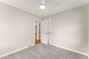 5906 Dupont Ave N, Brooklyn Center, MN 55430 - Photo 15