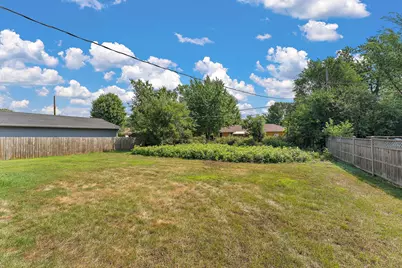 5906 Dupont Avenue N, Brooklyn Center, MN 55430 - Photo 23
