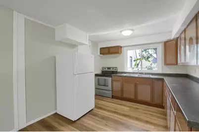 237 Cedar Lake Road N, Minneapolis, MN 55405 - Photo 21