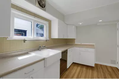 237 Cedar Lake Road N, Minneapolis, MN 55405 - Photo 7