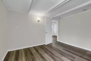 237 Cedar Lake Rd N, Minneapolis, MN 55405 - Photo 23
