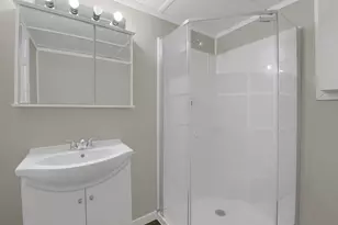 237 Cedar Lake Rd N, Minneapolis, MN 55405 - Photo 17
