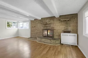 237 Cedar Lake Rd N, Minneapolis, MN 55405 - Photo 15