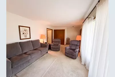 1523 Eckerson Drive, Worthington, MN 56187 - Photo 9