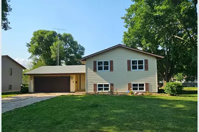 745 Madson Avenue SW, Hutchinson, MN 55350 - Photo 1