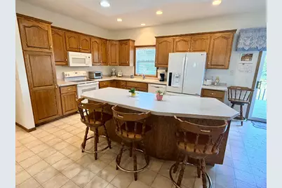 122 Lake Henry Avenue S, Spring Hill, MN 56352 - Photo 5