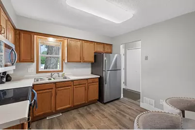 12951 Girard Avenue S #1, Burnsville, MN 55337 - Photo 5