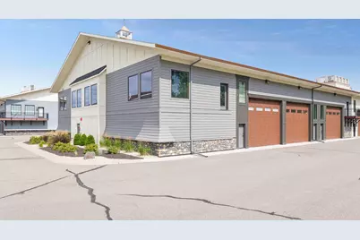 3500 Arrowhead Drive #6, Medina, MN 55340 - Photo 5