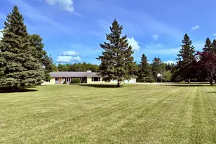 59366 330th St, Warroad, MN 56763 - Photo 11