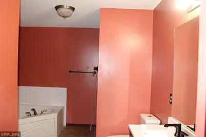 8609 Tessman Circle N, Brooklyn Park, MN 55445 - Photo 5