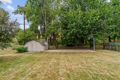 810 Oakwood Drive, New Brighton, MN 55112 - Photo 17