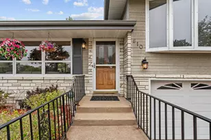 810 Oakwood Dr, New Brighton, MN 55112 - Photo 5