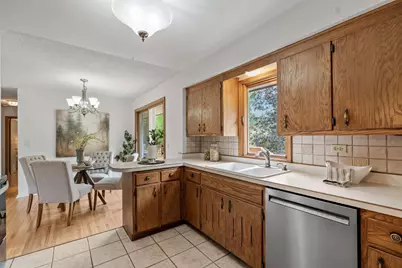 810 Oakwood Drive, New Brighton, MN 55112 - Photo 19