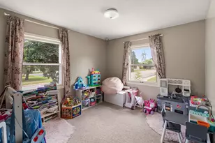 1006 Van Buren St S, Shakopee, MN 55379 - Photo 23