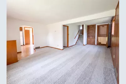 816 S Broadway Street, Spring Valley, MN 55975 - Photo 3