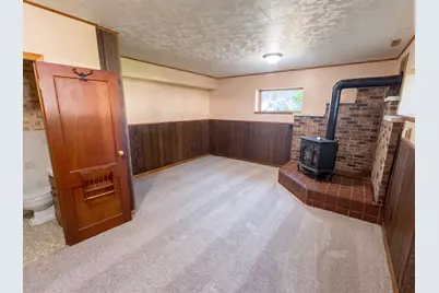 816 S Broadway Street, Spring Valley, MN 55975 - Photo 17