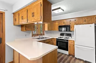 3231 Meadow Brook Ct, Vadnais Heights, MN 55127 - Photo 17