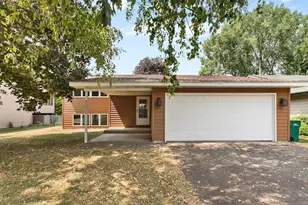 3231 Meadow Brook Ct, Vadnais Heights, MN 55127 - Photo 23