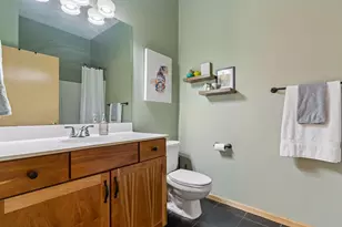 270 4th St E, Saint Paul, MN 55101 - Photo 11