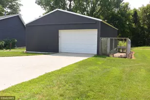 18759 CSAH 14, Darwin, MN 55324 - Photo 13
