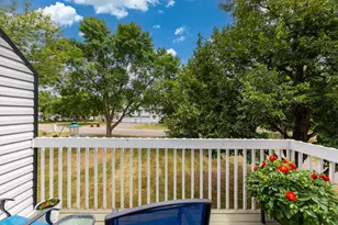 3632 Gershwin Ln N, Oakdale, MN 55128 - Photo 3